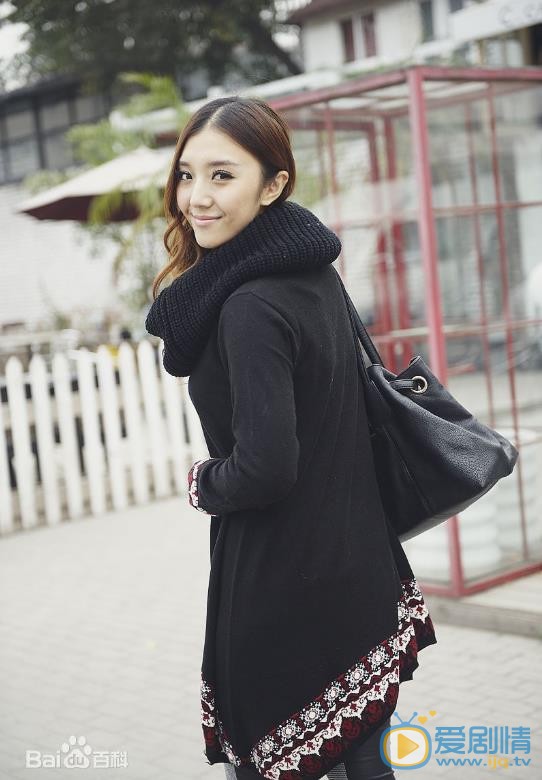 房程程时尚街拍 房程程高清写真_房程程高清剧照