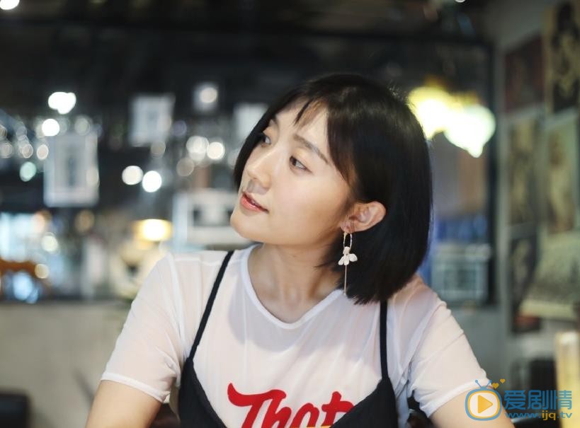 房程程时尚街拍 房程程高清写真_房程程高清剧照