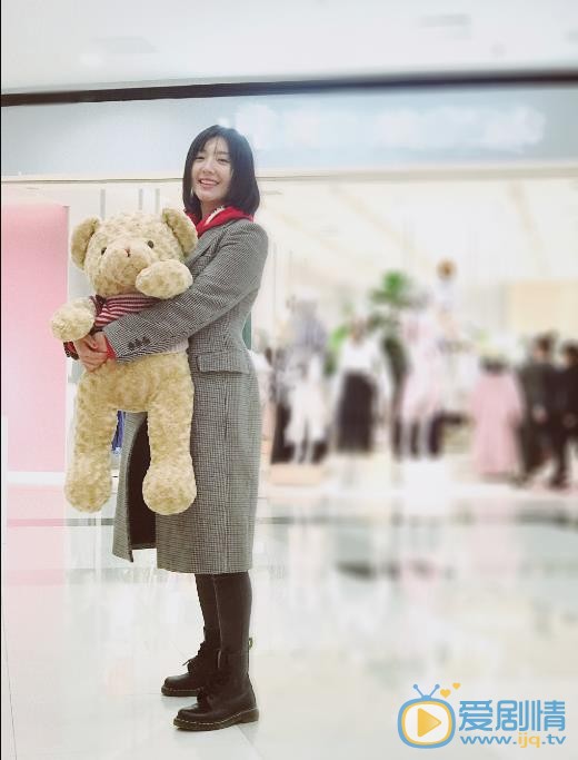 房程程时尚街拍 房程程高清写真_房程程高清剧照