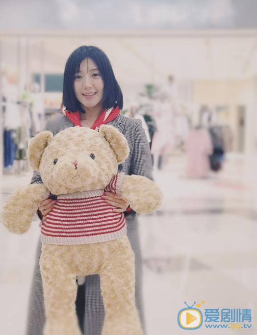 房程程时尚街拍 房程程高清写真_房程程高清剧照