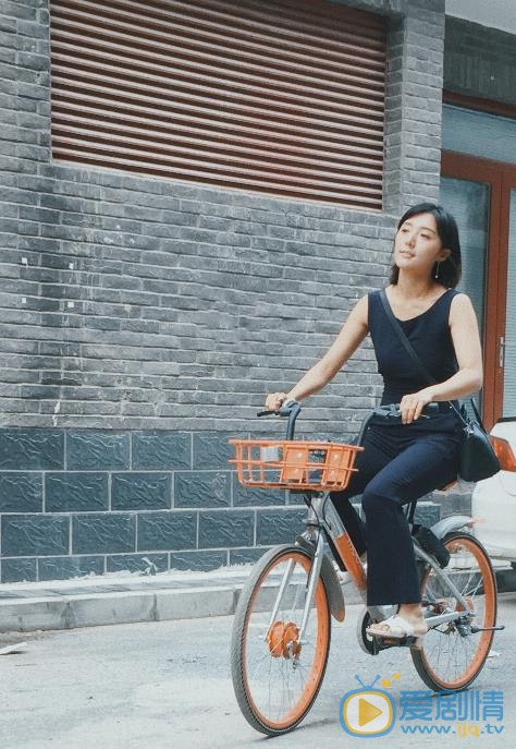 房程程时尚街拍 房程程高清写真_房程程高清剧照