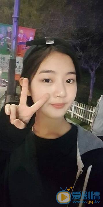 申银秀自拍照 申银秀高清写真_申银秀高清剧照