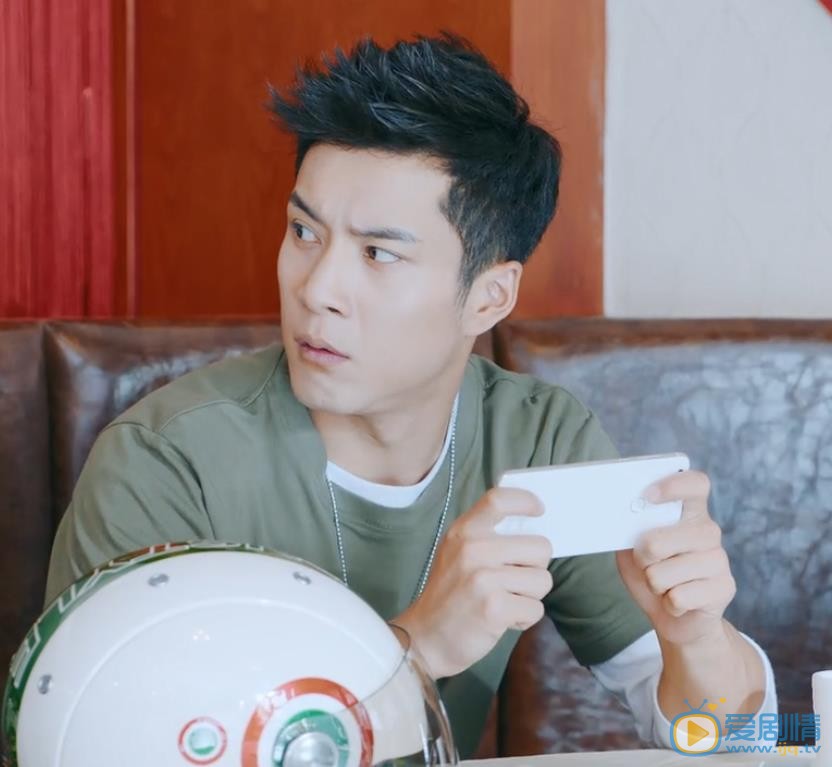 技术青春中路杰在哪集通过车手认证的？路杰是怎么通过车手认证的？