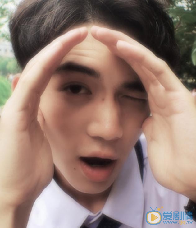 叶河林制服写真 叶河林高清写真_叶河林高清剧照