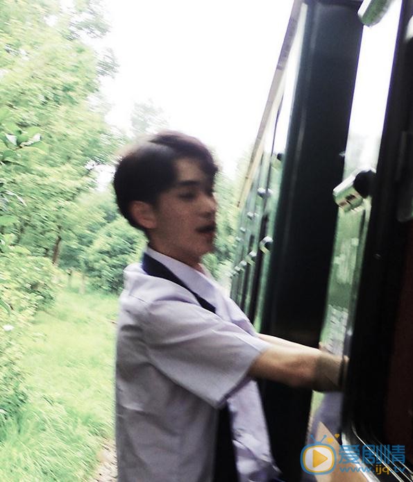 叶河林制服写真 叶河林高清写真_叶河林高清剧照