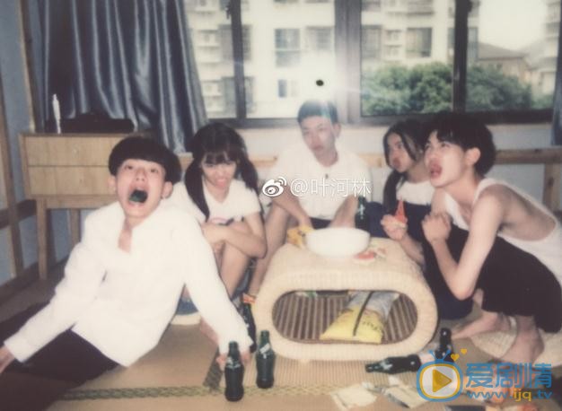 叶河林与人合照 叶河林高清写真_叶河林高清剧照