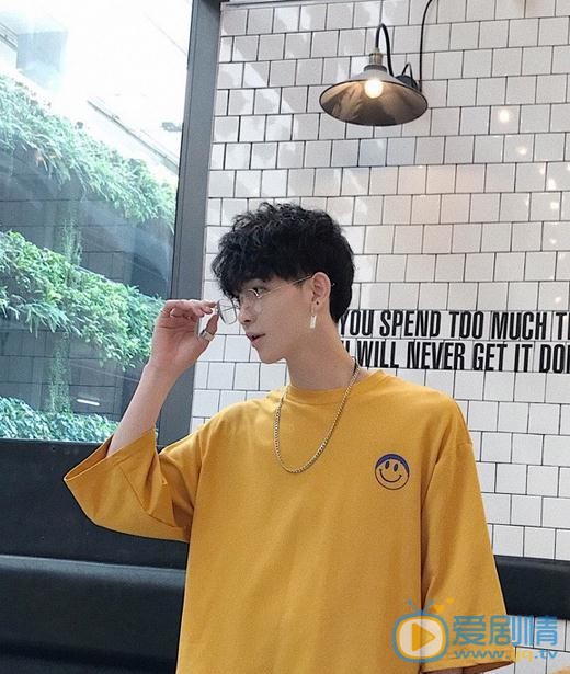 叶河林写真 叶河林高清写真_叶河林高清剧照