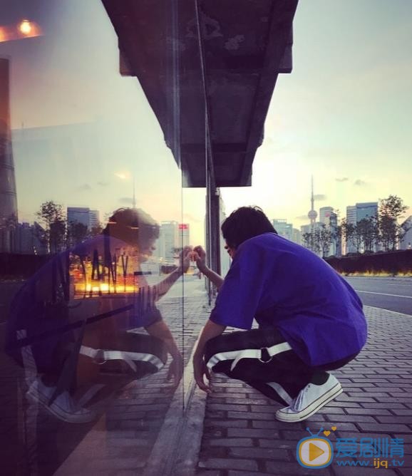 廖俊涛街拍写真 廖俊涛高清写真_廖俊涛高清剧照