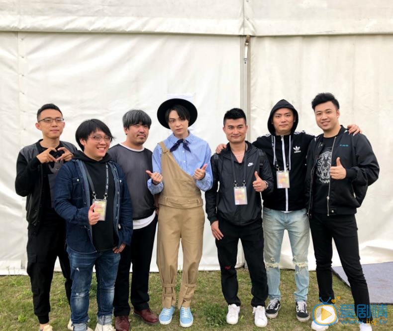 廖俊涛与他人合照 廖俊涛高清写真_廖俊涛高清剧照