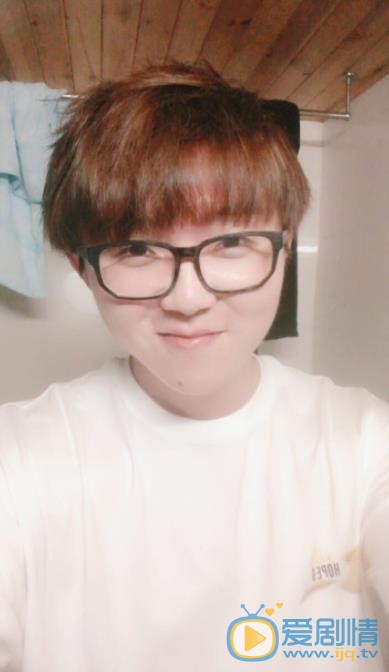 毛不易生活照 毛不易高清写真_毛不易高清剧照