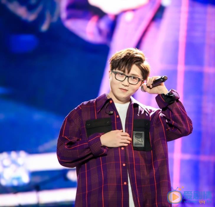 毛不易珠海沙滩音乐节照 毛不易高清写真_毛不易高清剧照