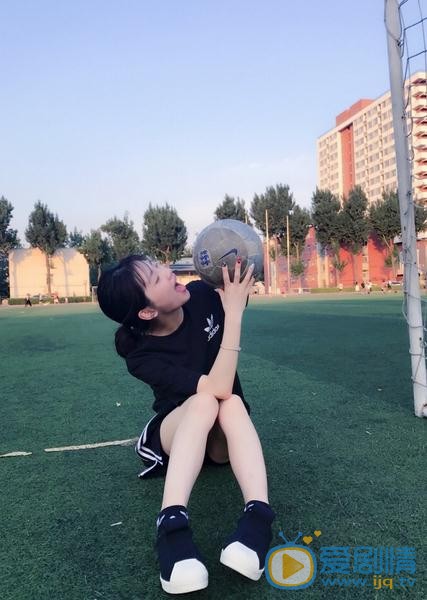 李则慧校园写真 李则慧高清写真_李则慧高清剧照