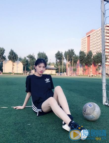 李则慧校园写真 李则慧高清写真_李则慧高清剧照