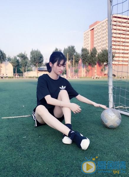 李则慧校园写真 李则慧高清写真_李则慧高清剧照