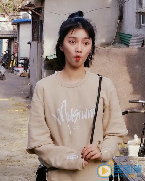 李则慧街拍写真 李则慧高清写真_李则慧高清剧照