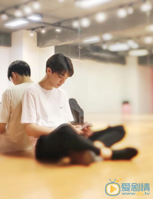 陈立农生活照 陈立农高清写真_陈立农高清剧照
