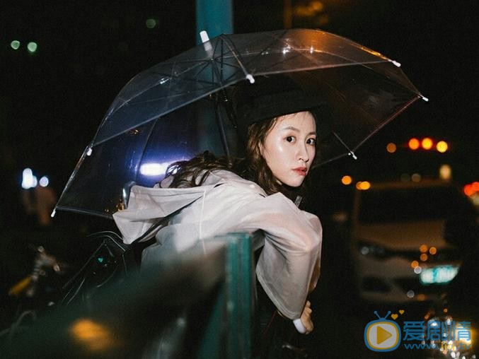 叶斯琦夜色写真 叶斯琦高清写真_叶斯琦高清剧照