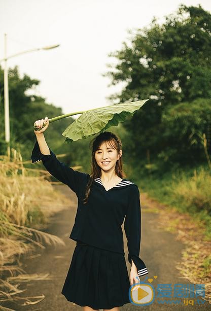 叶斯琦制服写真 叶斯琦高清写真_叶斯琦高清剧照