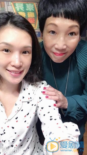 佟晨洁与人合照 佟晨洁高清写真_佟晨洁高清剧照