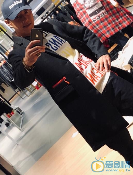 吕颂贤生活照 吕颂贤高清写真_吕颂贤高清剧照