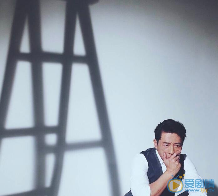 吕颂贤街拍大片 吕颂贤高清写真_吕颂贤高清剧照