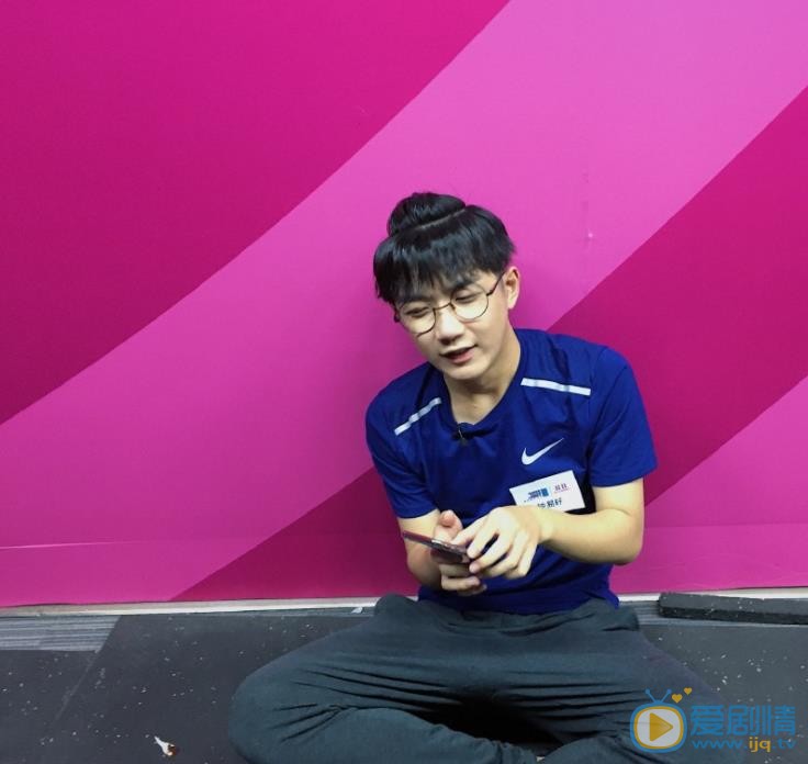 钟易轩现场照 钟易轩高清写真_钟易轩高清剧照