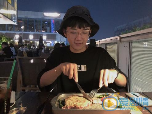 钟易轩生活照 钟易轩高清写真_钟易轩高清剧照