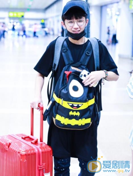 钟易轩现场照 钟易轩高清写真_钟易轩高清剧照