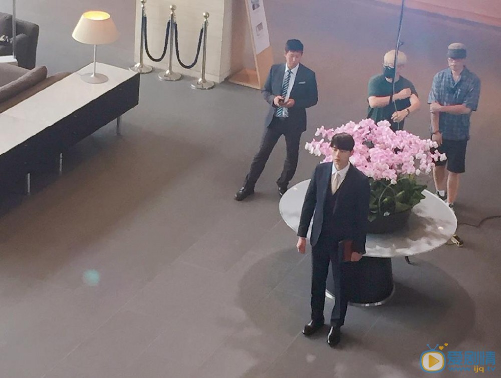 李民基剧场照 李民基高清写真_李民基高清剧照