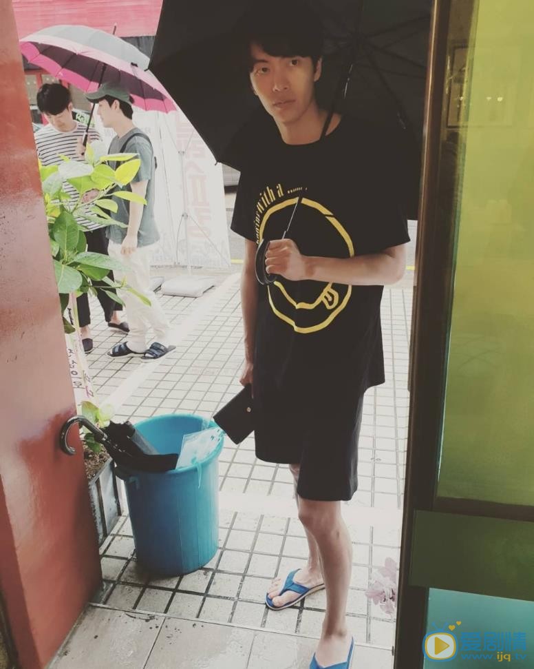 李民基生活照 李民基高清写真_李民基高清剧照