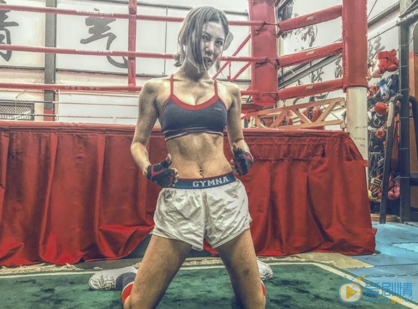 郑伊人运动健身照 郑伊人高清写真_郑伊人高清剧照