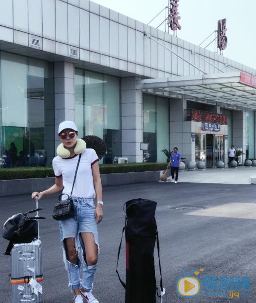郑伊人生活照 郑伊人高清写真_郑伊人高清剧照