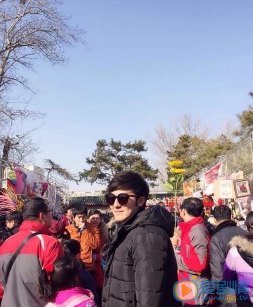 李易霖生活照 李易霖高清写真_李易霖高清剧照