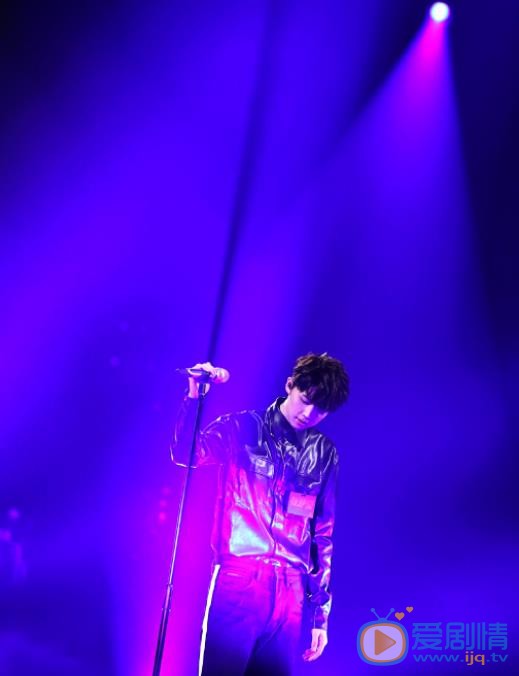 张洢豪明日之子全国巡回演唱会照 张洢豪高清写真_张洢豪高清剧照