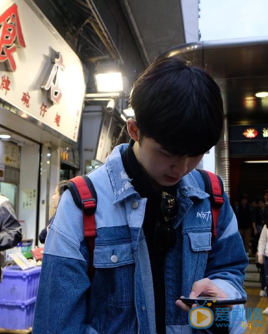 张洢豪生活照 张洢豪高清写真_张洢豪高清剧照
