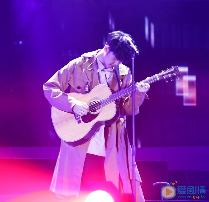 张洢豪明日之子全国巡回演唱会照 张洢豪高清写真_张洢豪高清剧照