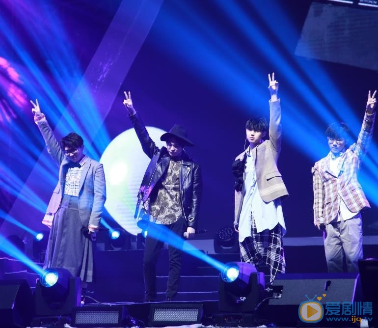 张洢豪明日之子全国巡回演唱会照 张洢豪高清写真_张洢豪高清剧照