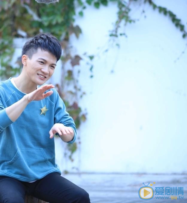 周深参加节目照 周深高清写真_周深高清剧照
