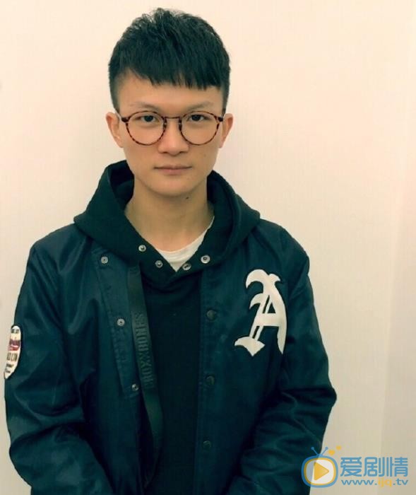 周深生活照 周深高清写真_周深高清剧照