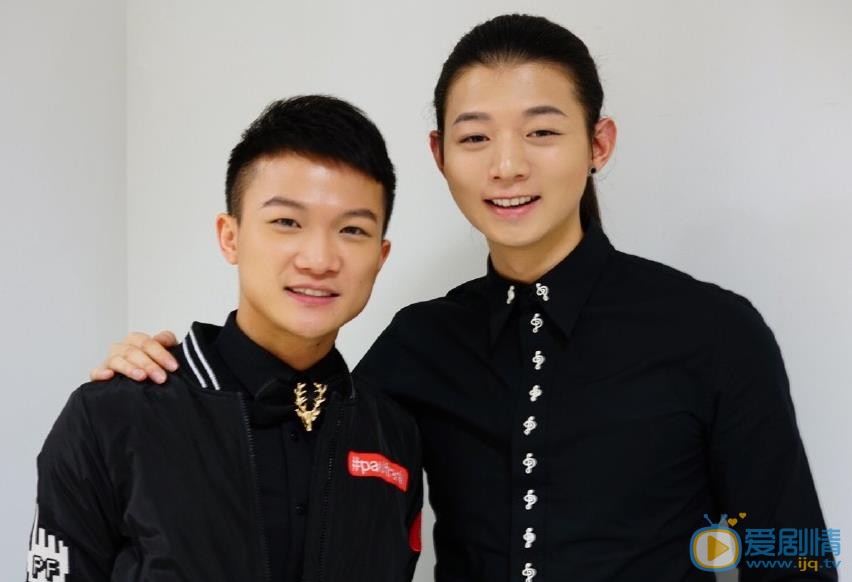 周深与他人合照 周深高清写真_周深高清剧照