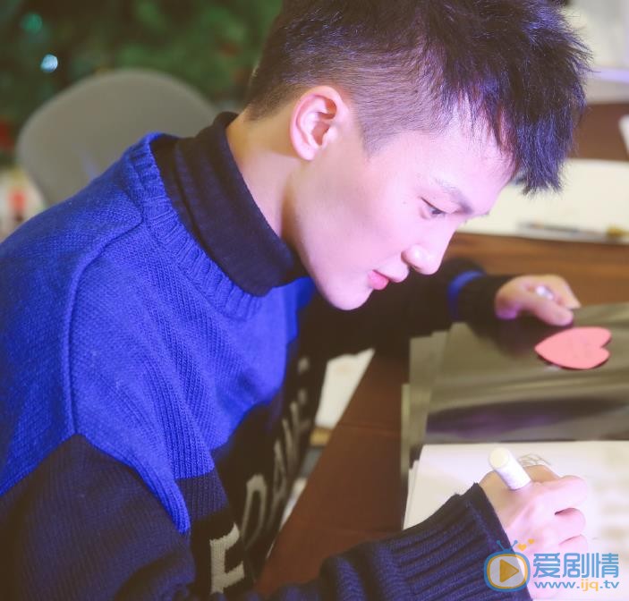 周深现场照 周深高清写真_周深高清剧照
