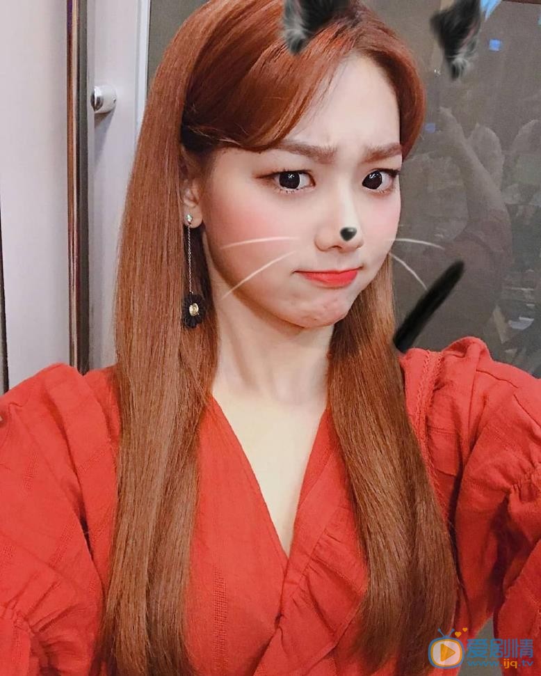 康美娜可爱自拍 康美娜高清写真_康美娜高清剧照