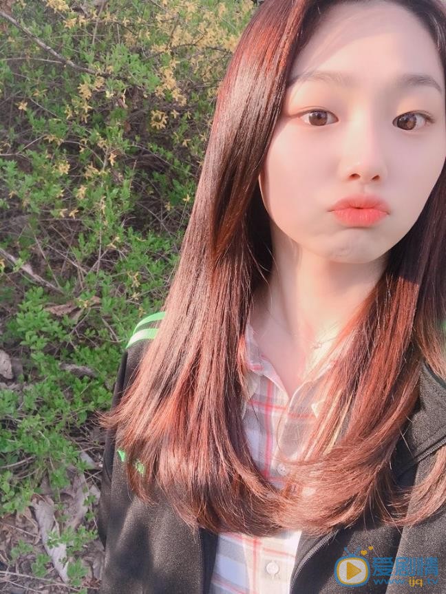 康美娜可爱自拍 康美娜高清写真_康美娜高清剧照