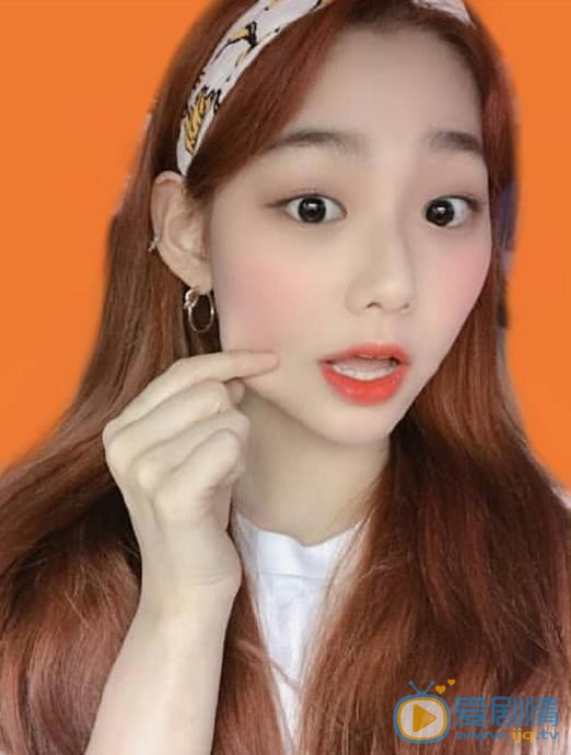 康美娜可爱自拍 康美娜高清写真_康美娜高清剧照