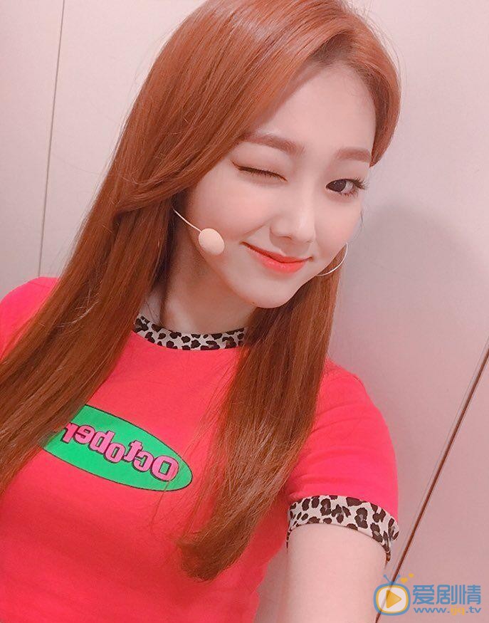 康美娜可爱自拍 康美娜高清写真_康美娜高清剧照