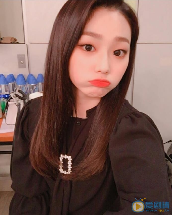 康美娜自拍照 康美娜高清写真_康美娜高清剧照