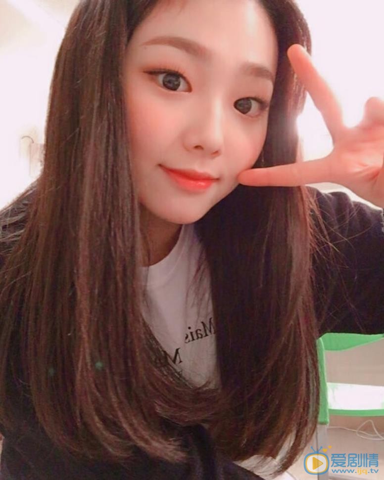 康美娜自拍照 康美娜高清写真_康美娜高清剧照