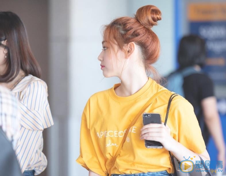 康美娜机场照 康美娜高清写真_康美娜高清剧照