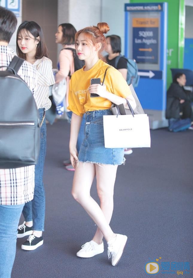 康美娜机场照 康美娜高清写真_康美娜高清剧照