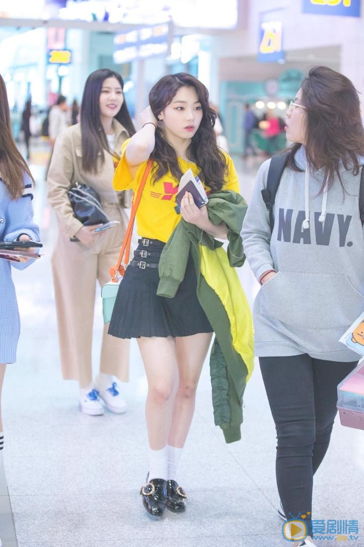 康美娜机场照 康美娜高清写真_康美娜高清剧照
